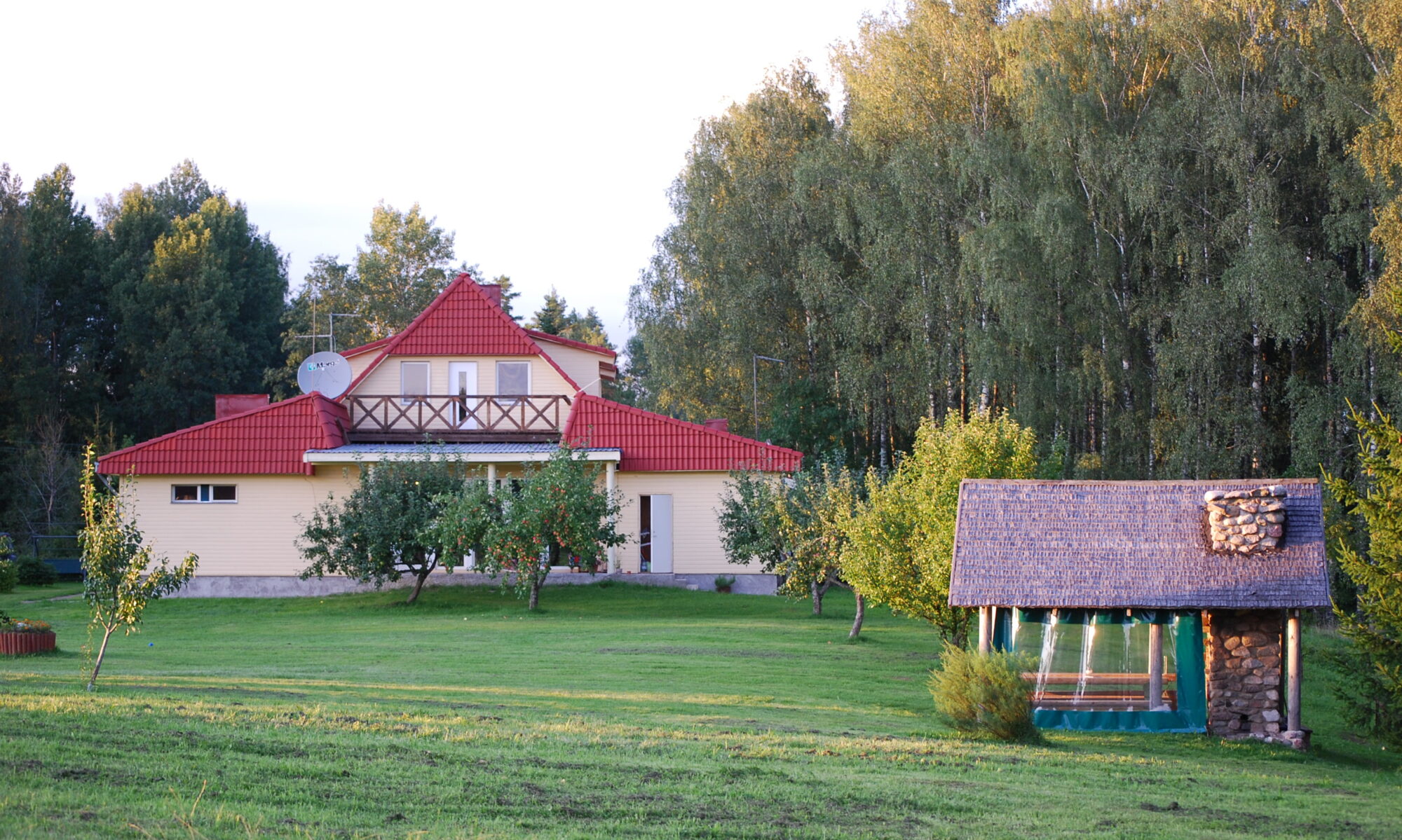 Järvesilma turimsitalu maja